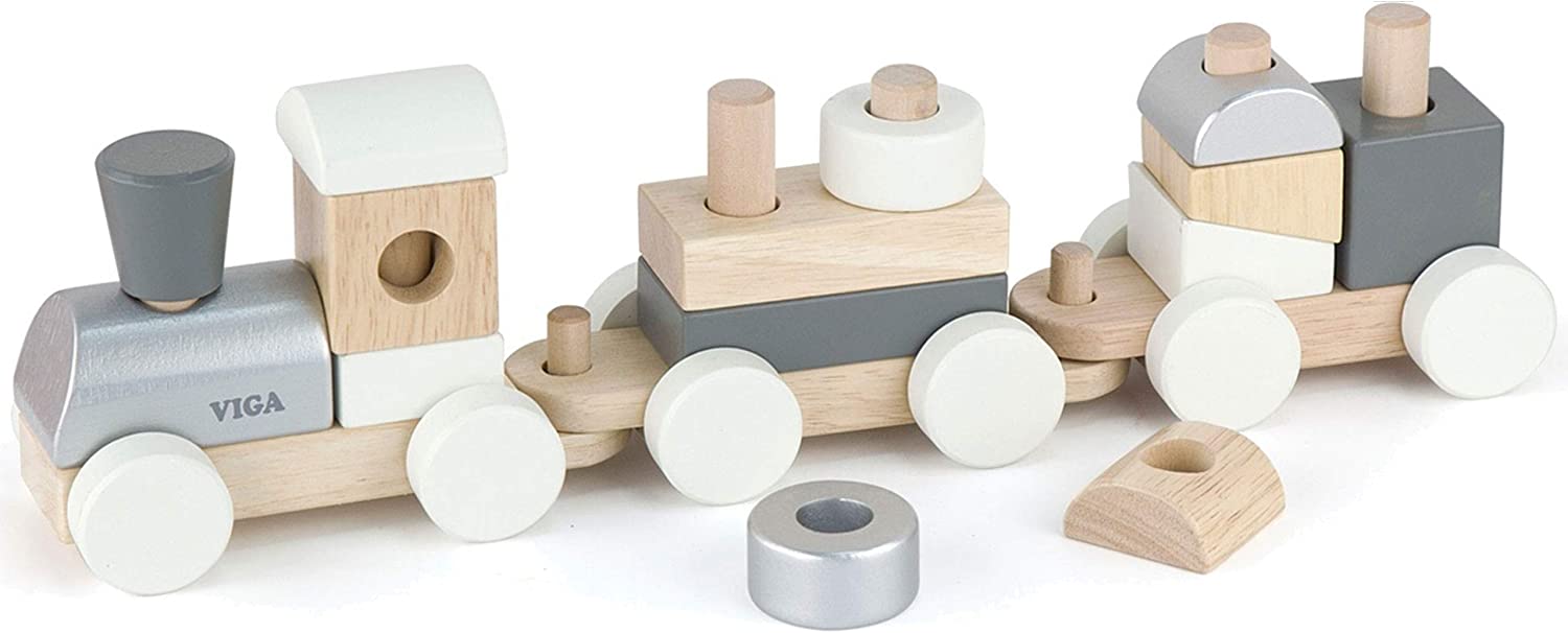 Tren de madera con formas