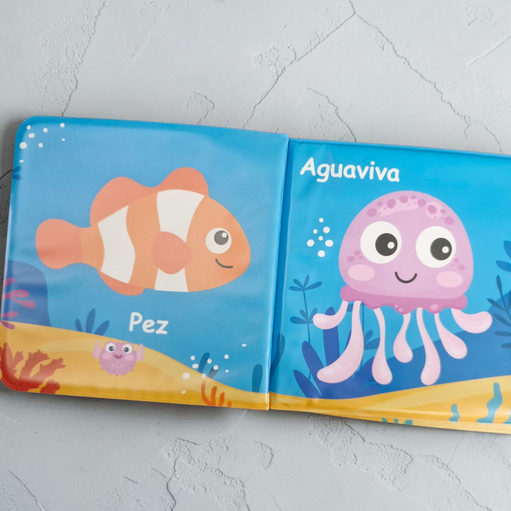 Libro de Baño con Muñequitos